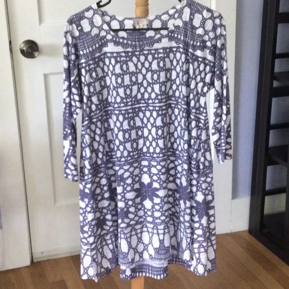 Atelier5 tunic by Gozde Yimaz